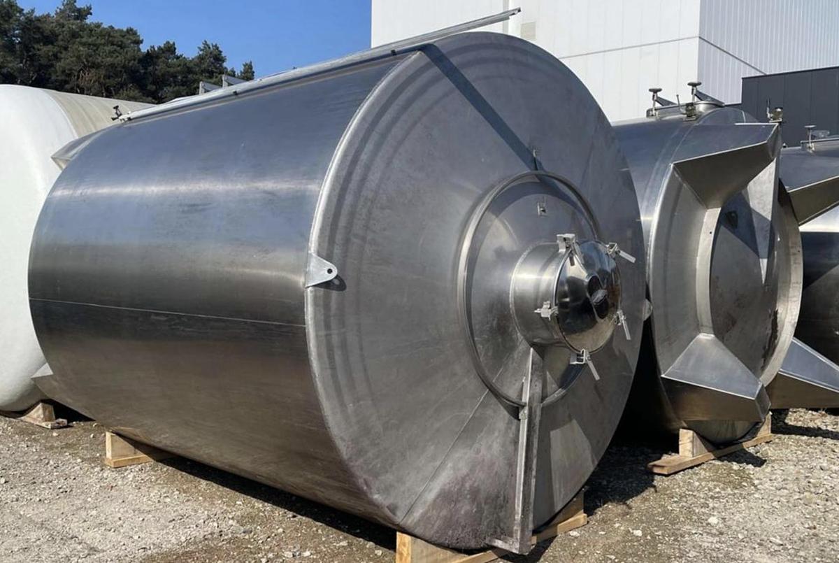 Used 16,000 Litre Stainless Steel Storage Tanks