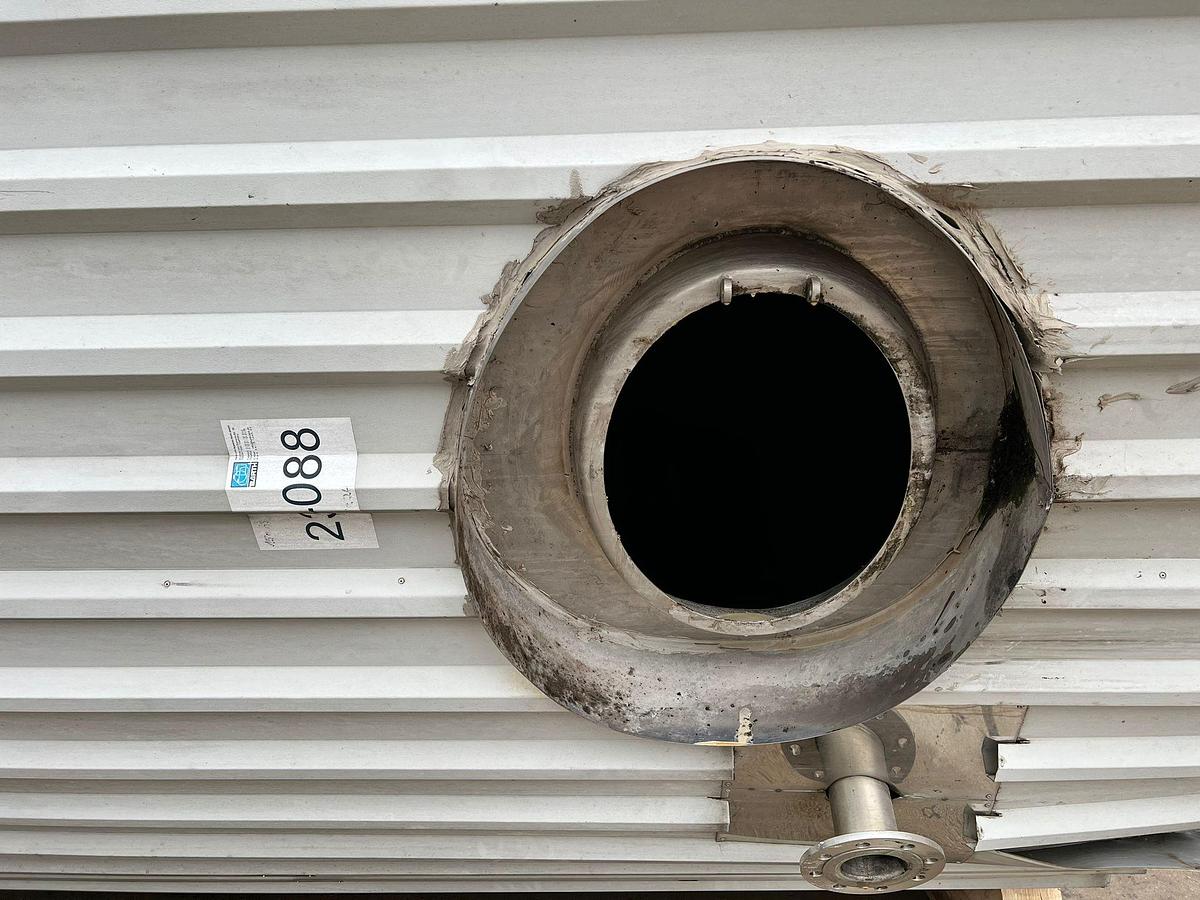 Used 150,000 Litre Stainless Steel Insulated Storage Tanks