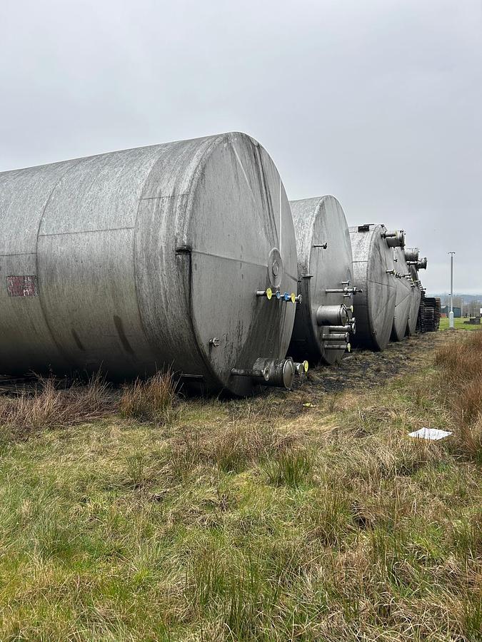 Used 100,000 Litre Stainless Steel Storage Tanks