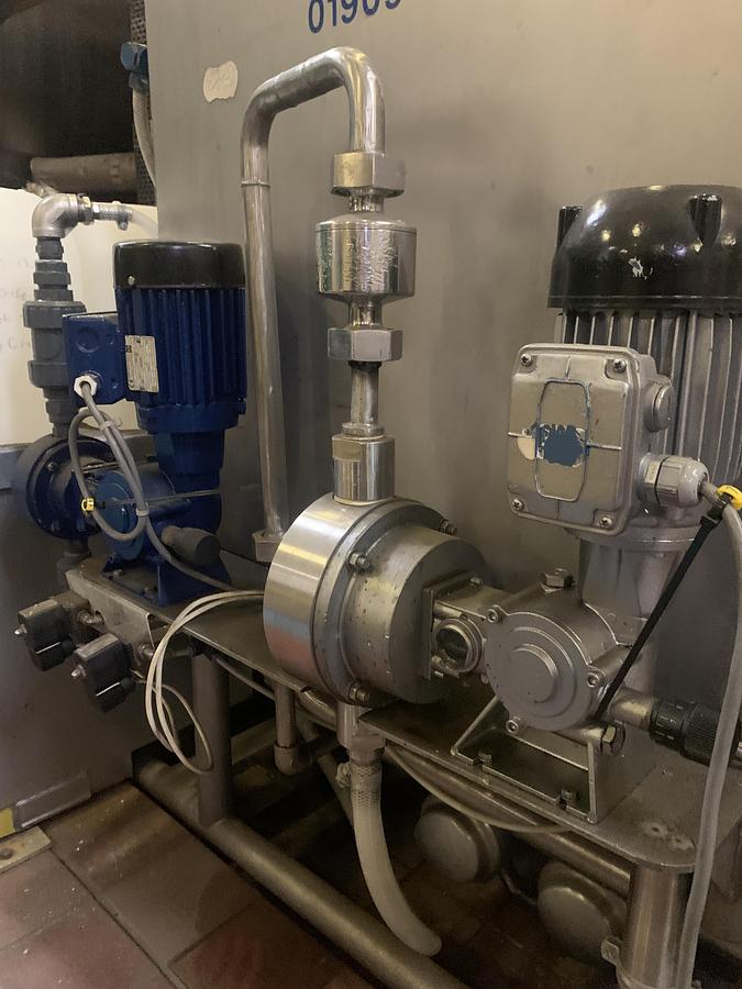 Used Stainless Steel Processing System – 2 x 15,000L & 25,000L Tanks with CIP & Distribution Skid