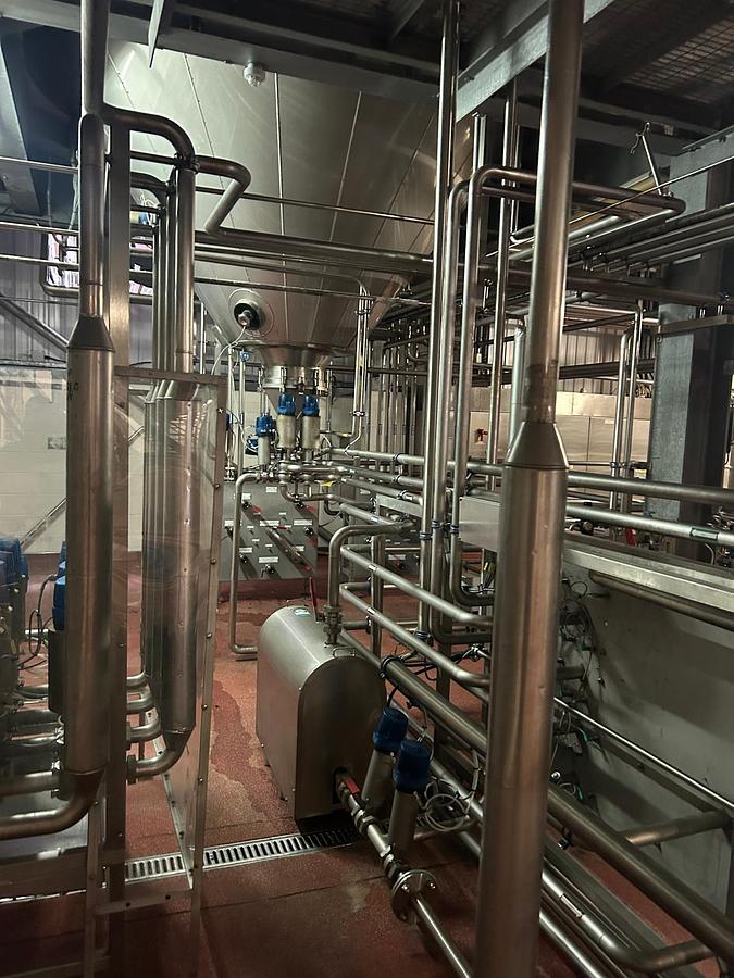 Used 49,000 Litre Stainless Steel Fermentation Vessels