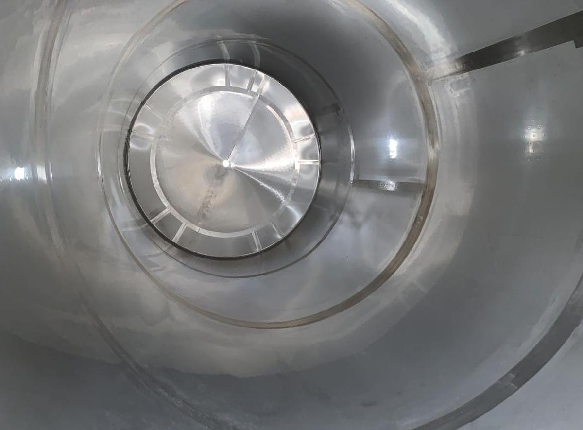 Used 20,000 Litre 316 Stainless Steel Tanks with Heat Exchanger 