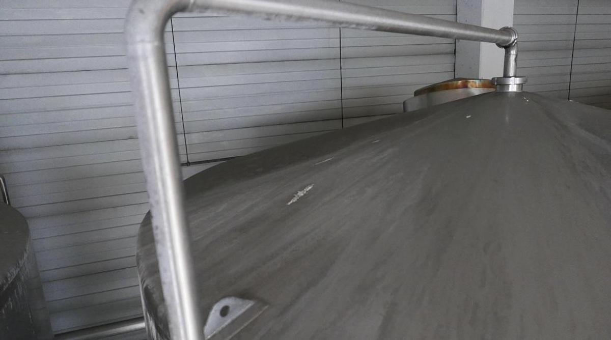 Used 40,000 Litre Mixing Tanks