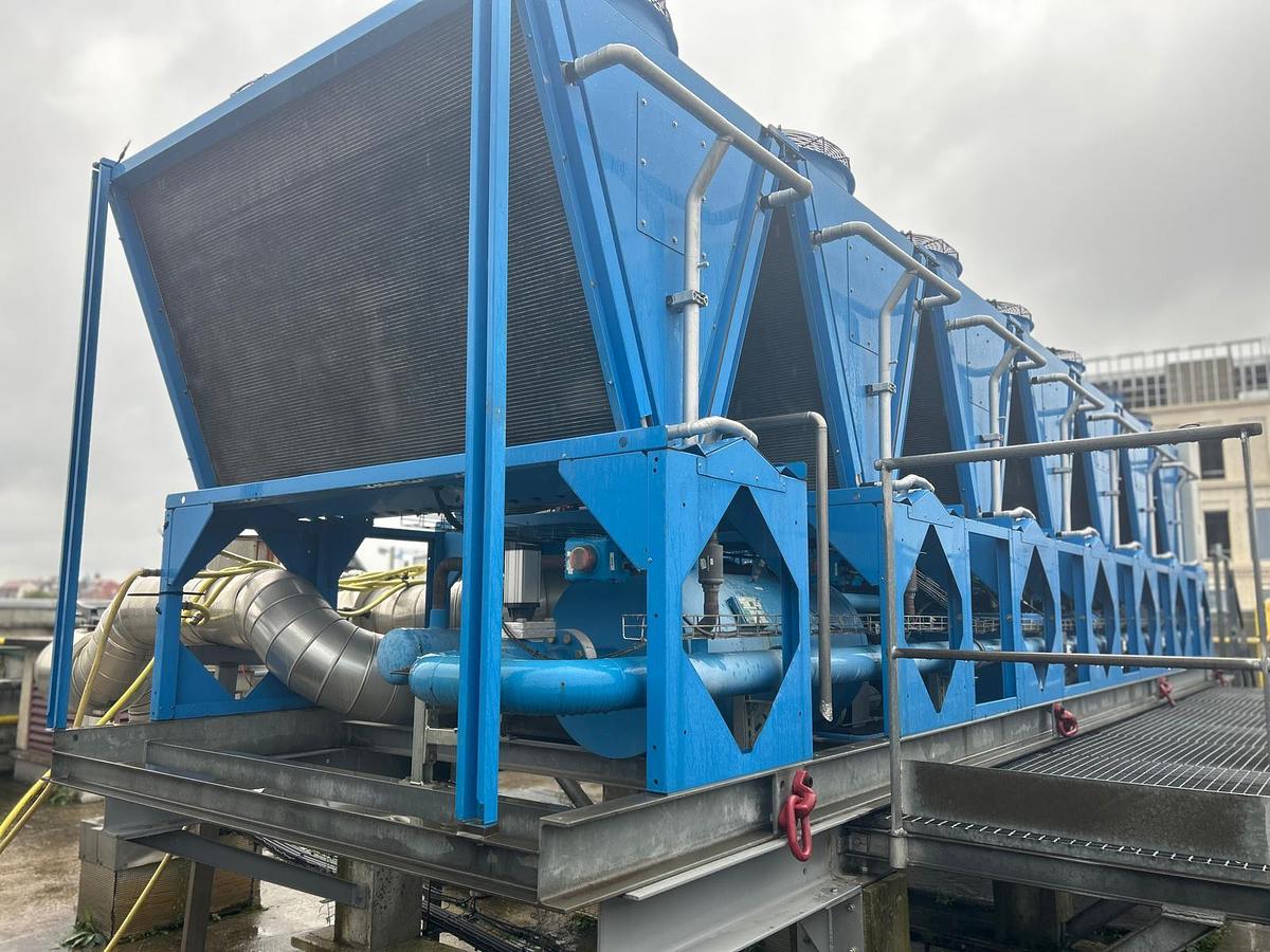 Used 2011 Axima Water Chiller Unit