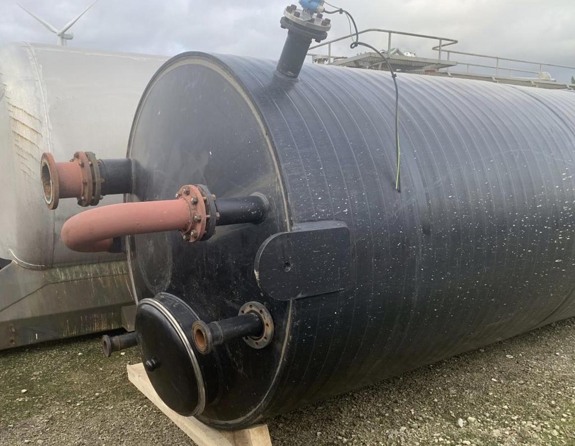 Used 25,000 Litre Polyethylene Storage Tanks
