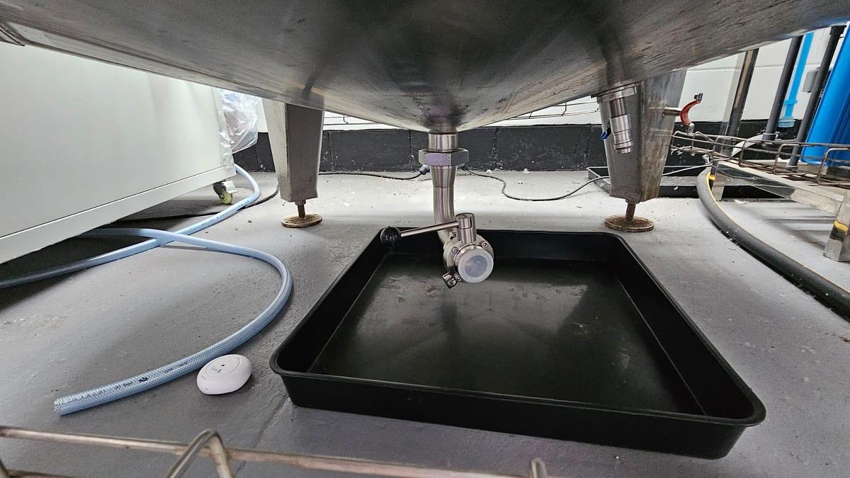 Used 2,300 litre Stainless Steel Storage Tanks