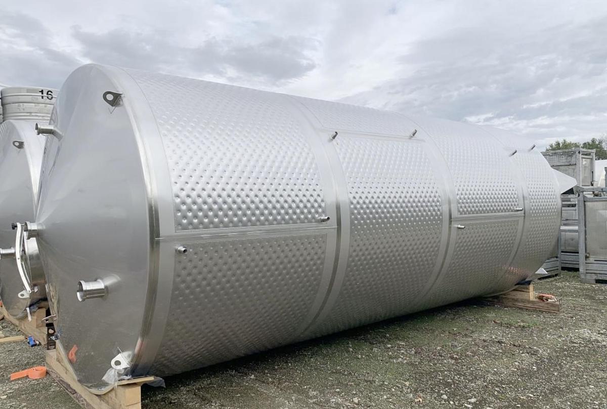 Used 26,000 Litre Brand New Stainless Steel Tanks with Heat Exchanger