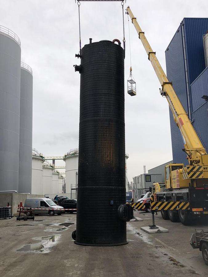Used 25,000 Litre Polyethylene Storage Tanks