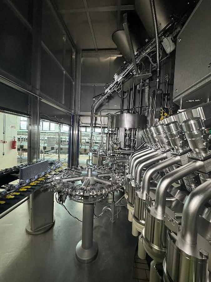 Used Used Krones COMBI-BLOC PET Bottling Line for Still Mineral Water | 25,000–32,000 BPH | 