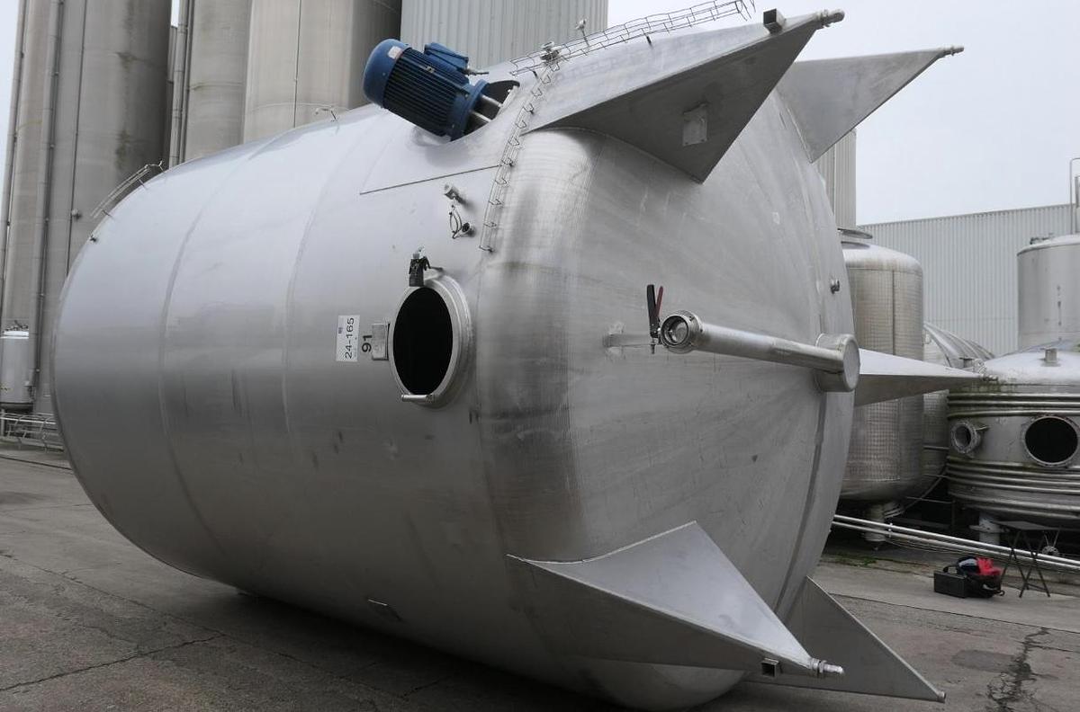 Used 50,000 Litre 304 Stainless Steel Mixing TankS