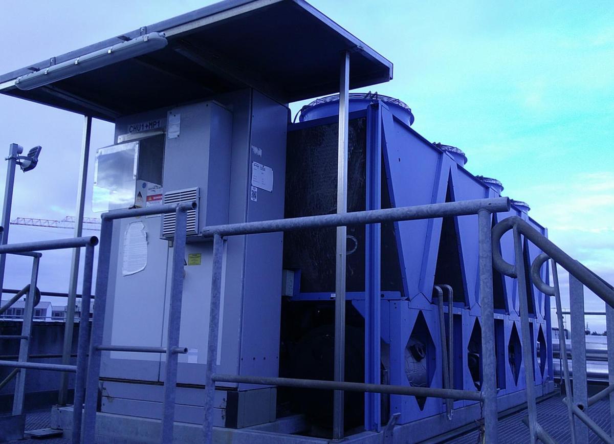 Used 2011 Axima Water Chiller Unit