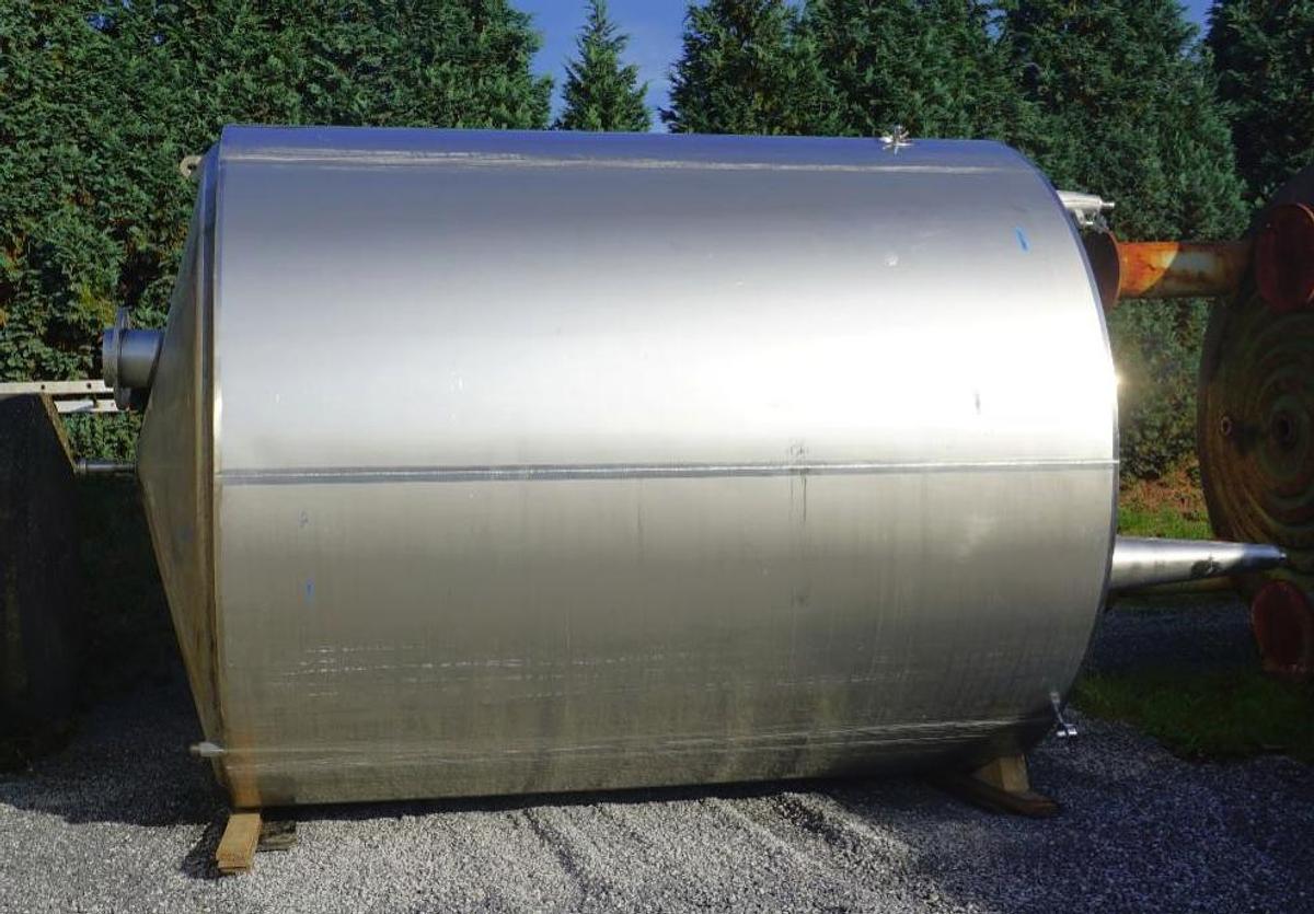 Used 22,000 Litre 316 Stainless Steel Tanks with Insulation, Heat Exchanger and Agitator
