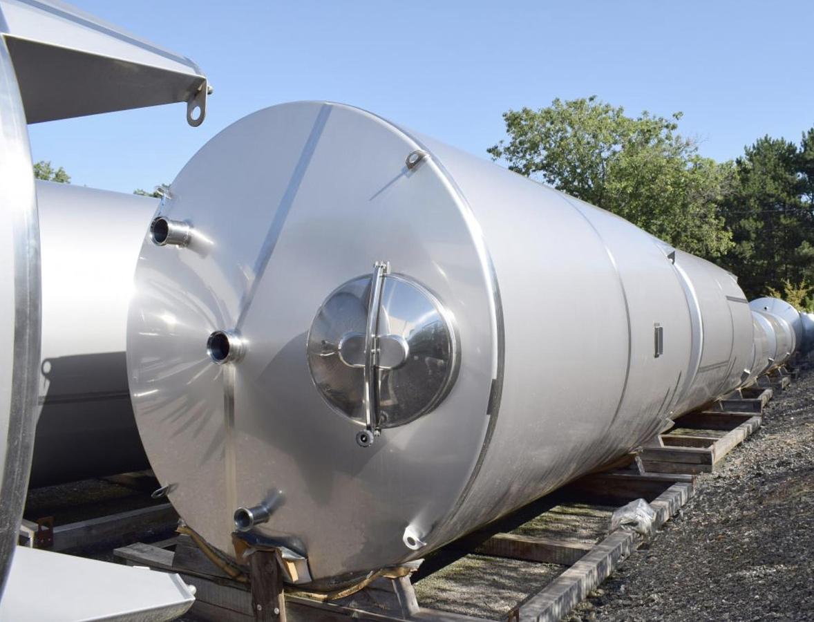 10,000 Litre 304 Stainless Steel Tanks – New