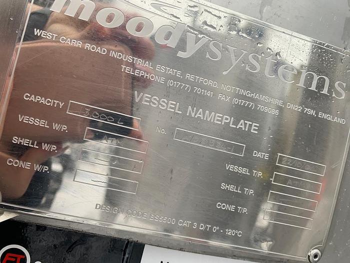 Used 4,400 Litre 316 Stainless Steel Tank