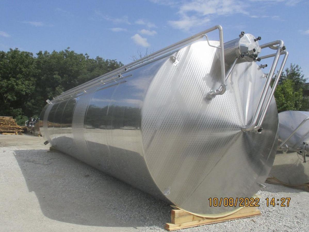 85,000 Litre 304 Stainless Steel Tanks with Heat Exchanger