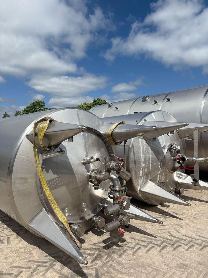 Used 15,000 Litre Stainless Steel Storage Tanks