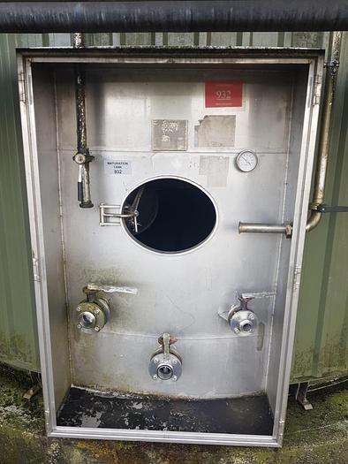Used 325,000 Litre 304 Stainless Steel Tanks