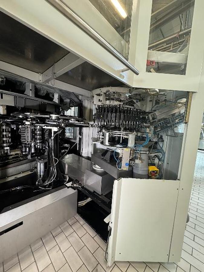Used Used Krones COMBI-BLOC PET Bottling Line for Still Mineral Water | 25,000–32,000 BPH | 