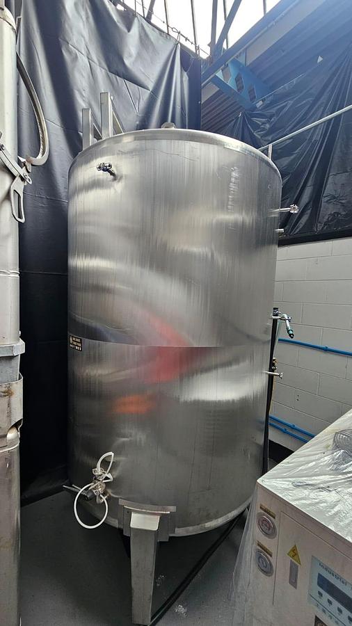 Used 2,300 litre Stainless Steel Storage Tanks