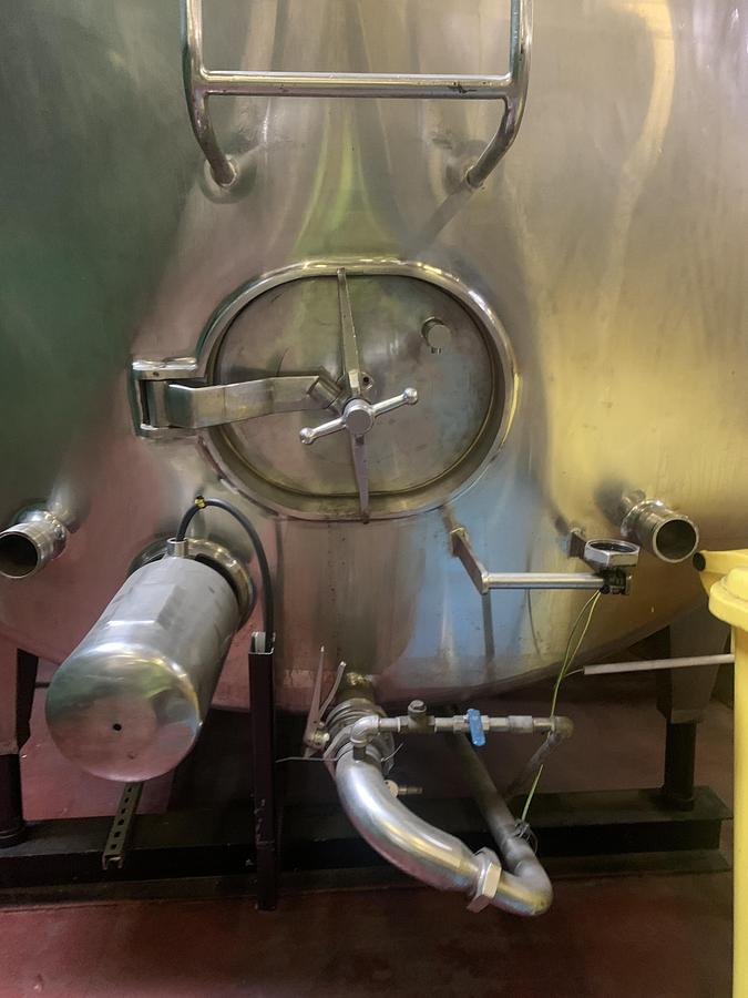 Used Stainless Steel Processing System – 2 x 15,000L & 25,000L Tanks with CIP & Distribution Skid