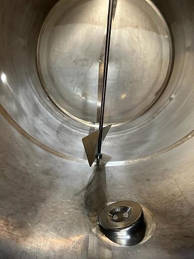 Used 10,000 Litre 304 Stainless Steel Horizontal Agitated Tanks