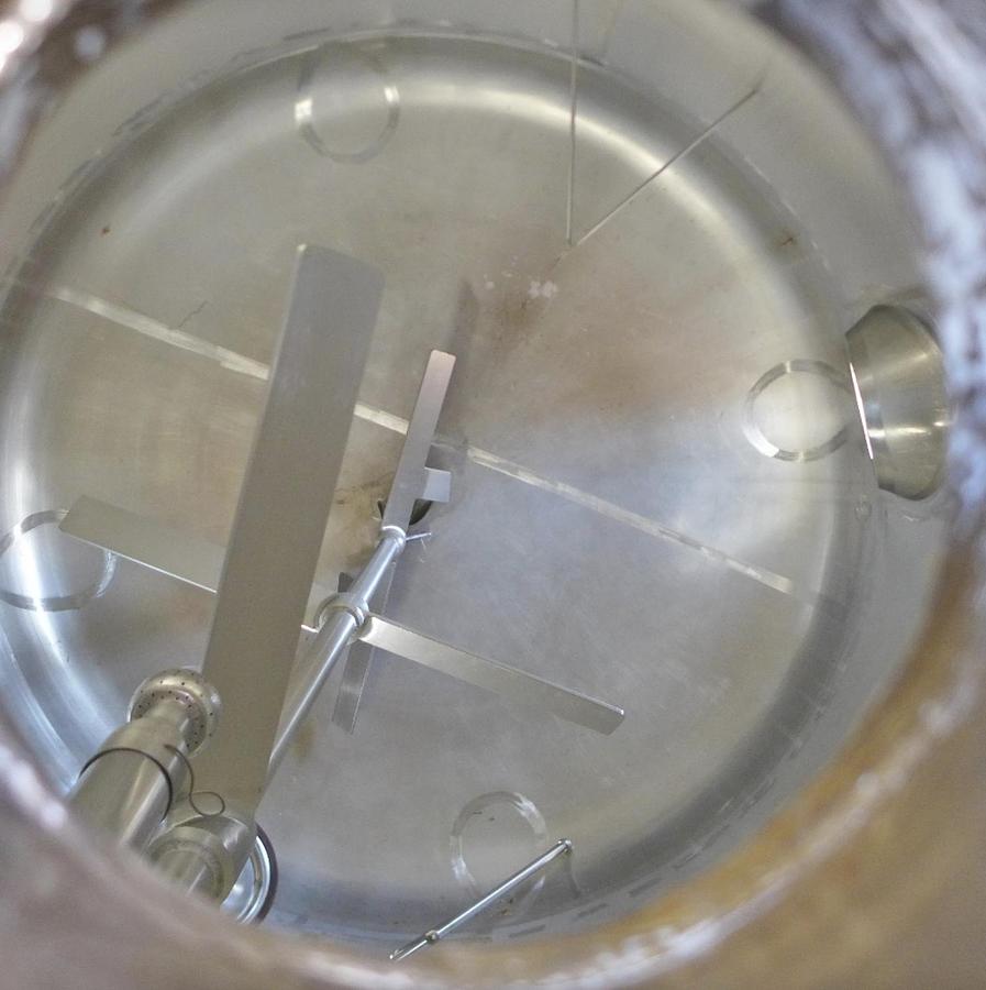 Used 14,000 Litre 304 Stainless Steel Mixing Tank