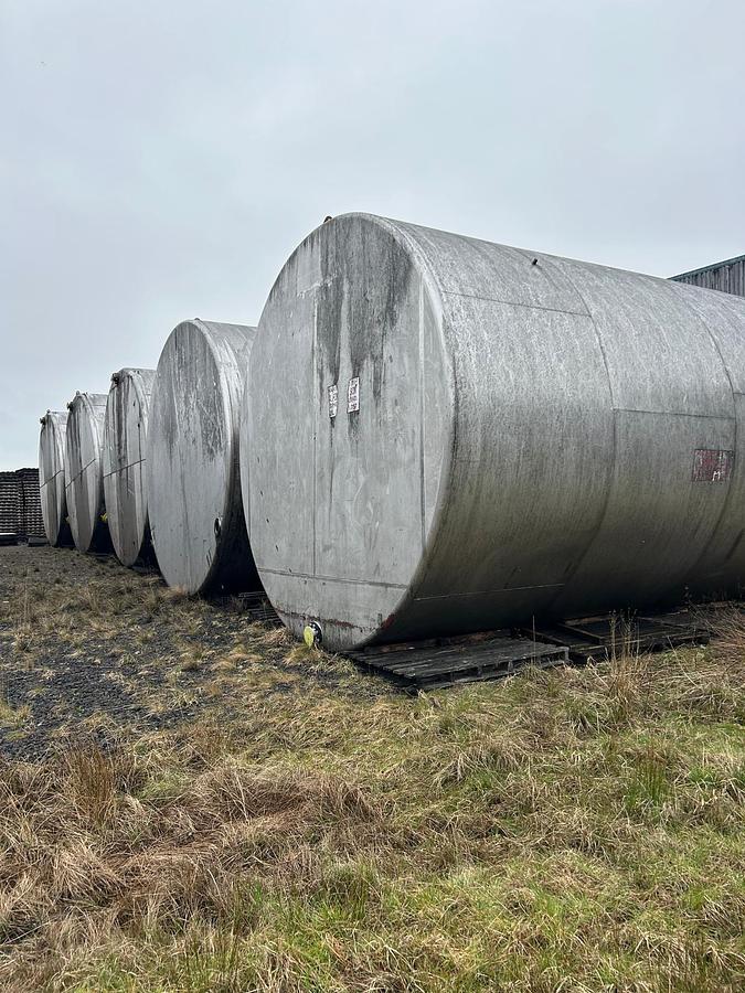 Used 100,000 Litre Stainless Steel Storage Tanks