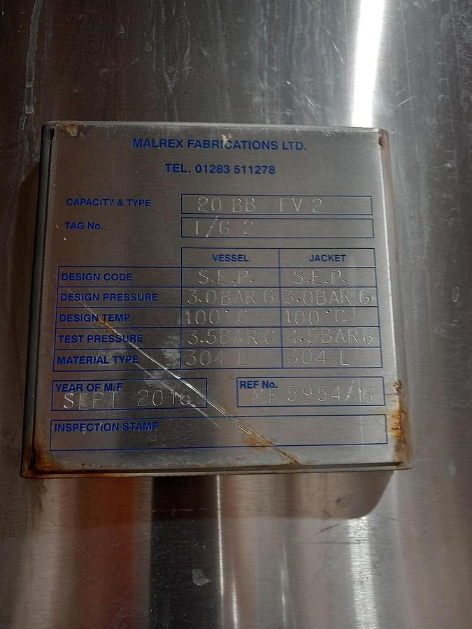 Used 3300 Litre Stainless Steel Fermenting Tanks