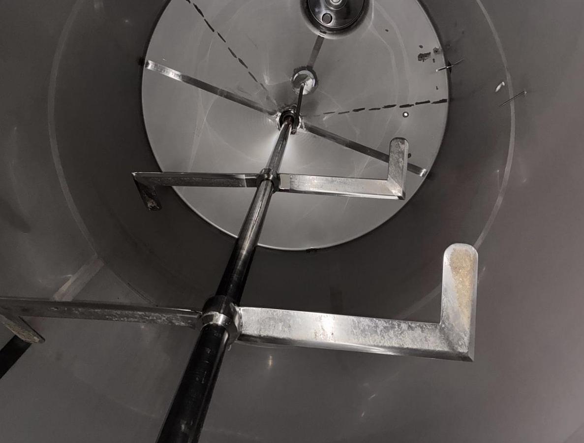 Used 30,000 Litre 304 Stainless Steel Mixing Tanks