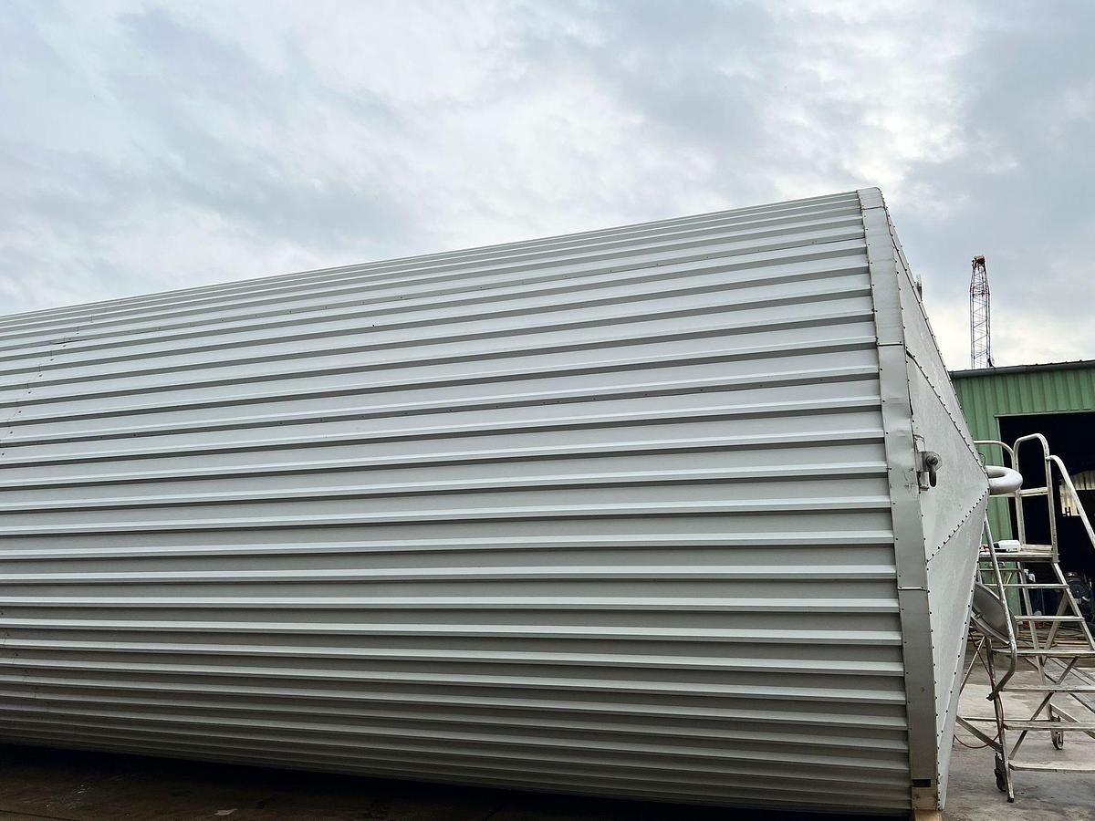 Used 150,000 Litre Stainless Steel Insulated Storage Tanks