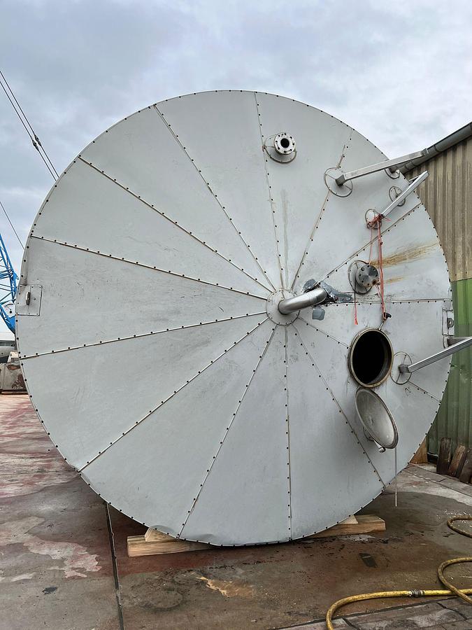 Used 150,000 Litre Stainless Steel Insulated Storage Tanks