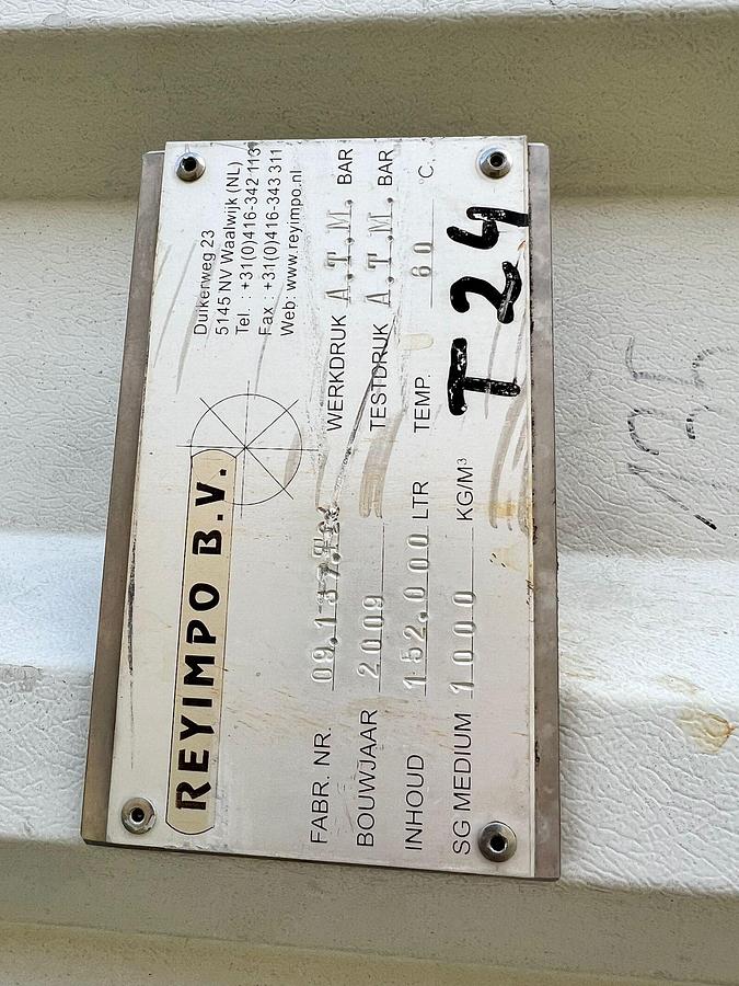 Used 150,000 Litre Stainless Steel Insulated Storage Tanks