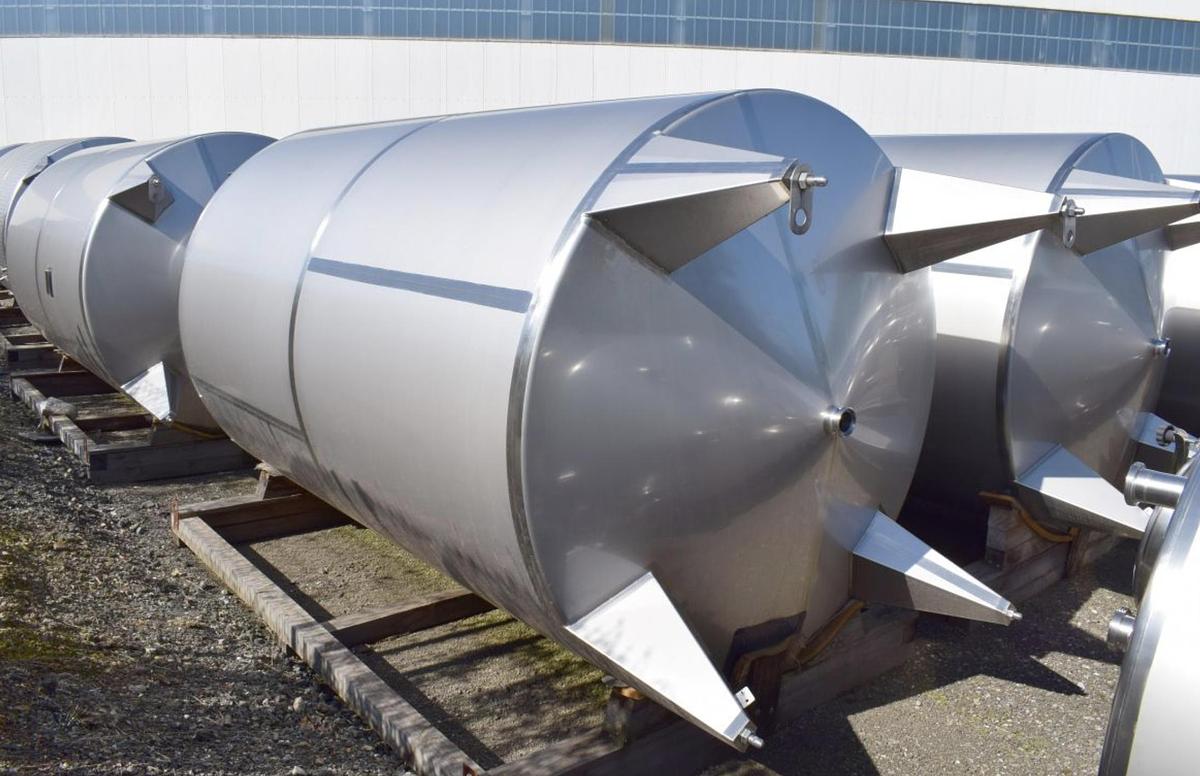 10,000 Litre 304 Stainless Steel Tanks – New