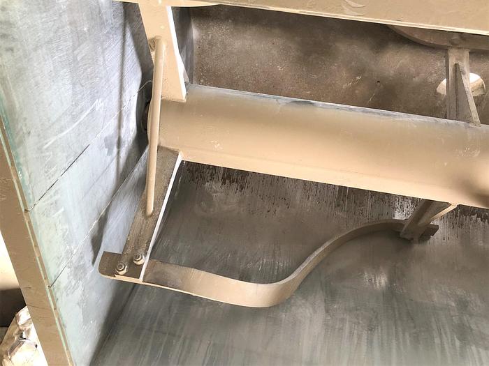 Used USED RIBBON BLENDER, 95 CUBIC FEET, SINGLE RIBBON, JACKETED, STAINLESS STEEL