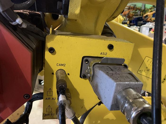 Used FANUC R2000iC/125L 6 AXIS CNC ROBOT WITH R30iB CONTROLLER, IR VISION, 125KG X 3,100 MM H REACH