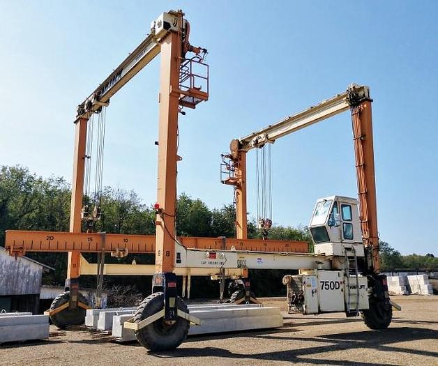 Used MI-JACK 750D Travel Lifts (2)