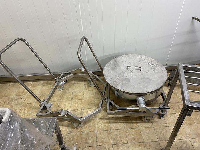 Used used Transport trolley without tilting bowl for candy masses suitable for flavoring devices.