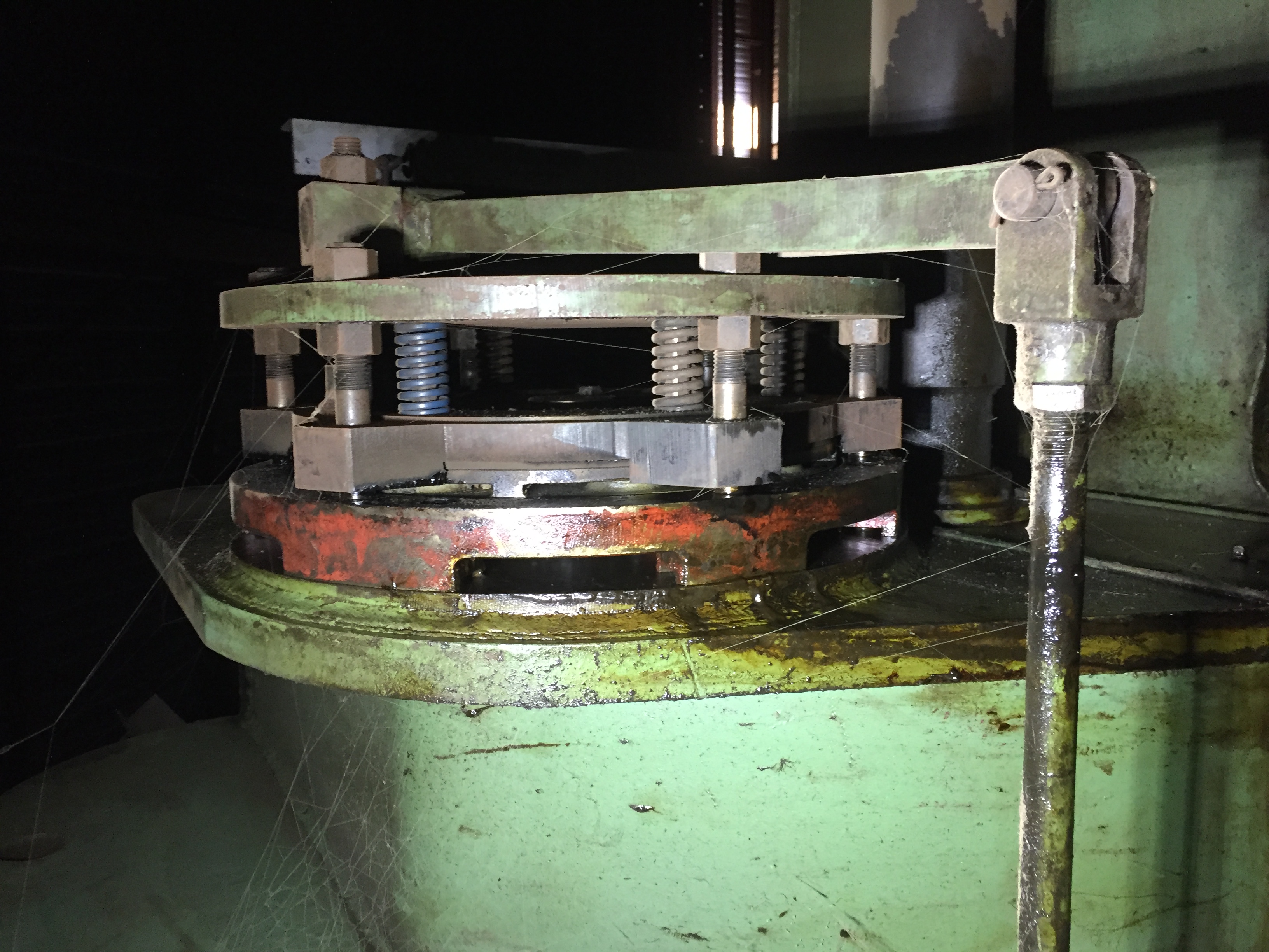 Used 12' x 250 Ton Verson Model B1110-250 Press Brake