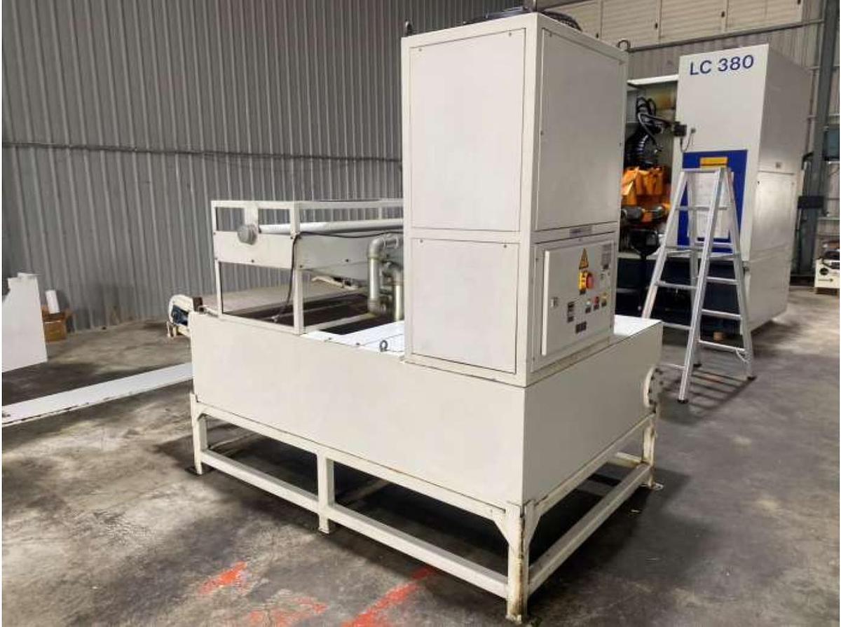 Used Zahnrad-Abwälzfräsmaschine LIEBHERR LC 380 Baujahr 2011