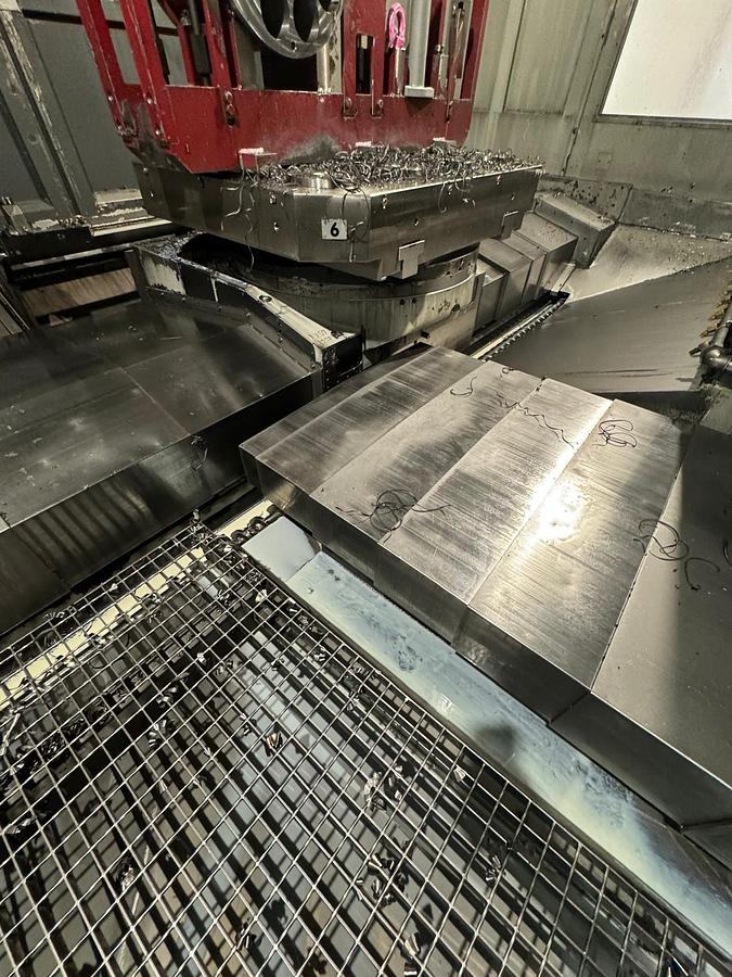 Used 4-ACHSEN BAZ MANDELLI STORM 2500 BJ. 2007