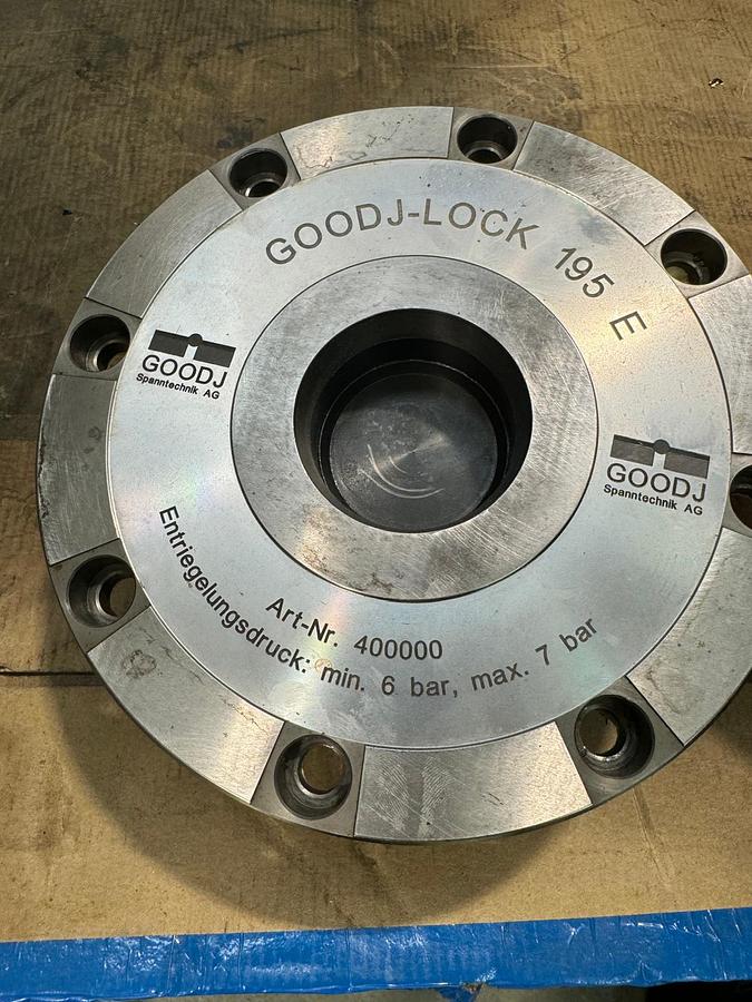 Used 4-ACHSEN BAZ MANDELLI STORM 2500 BJ. 2007