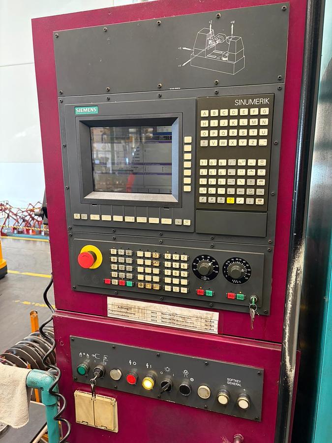 Used CNC ZAHNRAD-ABWÄLZFRÄSMASCHINE PFAUTER PE 800