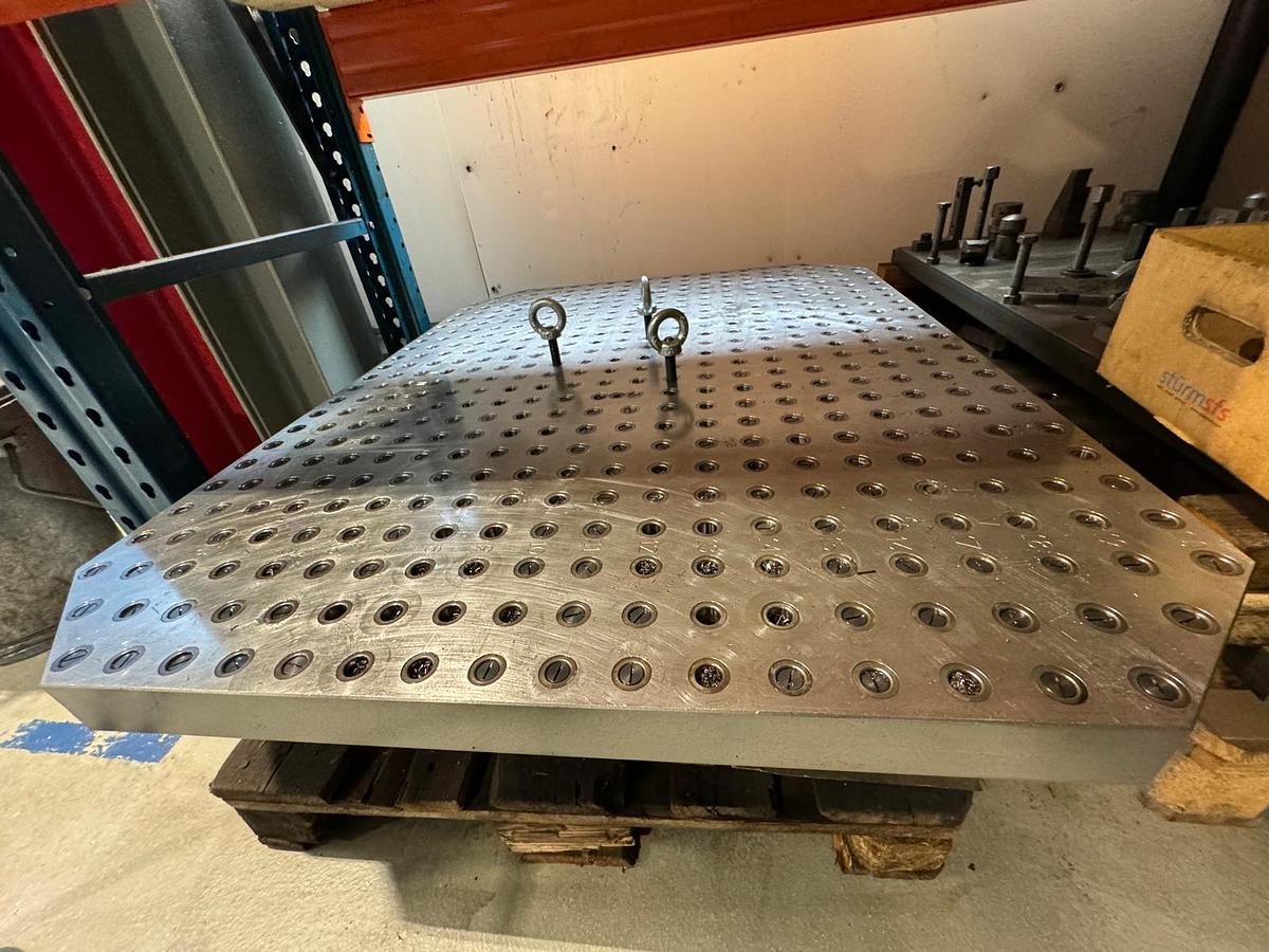 Used 4-ACHSEN BAZ MANDELLI STORM 2500 BJ. 2007