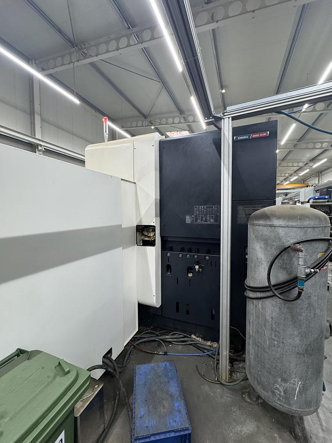 Used DMG MORI 60 eVo inklusive Automation DMG PH 150-8