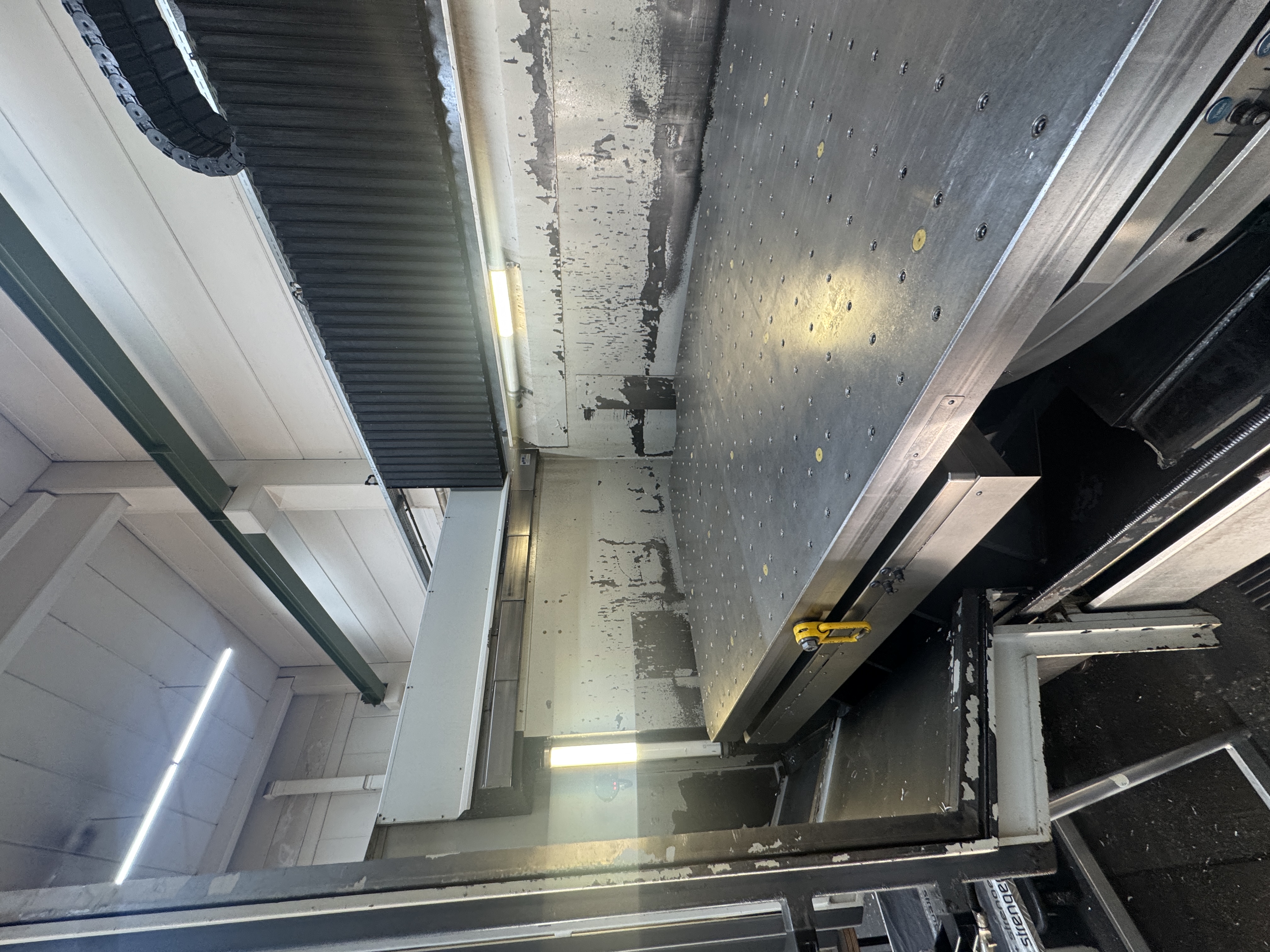 Used AXA VPC 45 U Portal-Bearbeitungszentrum