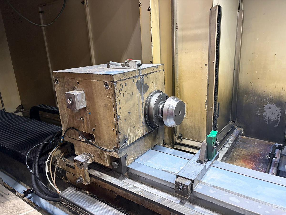 Used CNC Rundschleifmaschine Geibel & Hotz Baujahr 2012 Modell RS 2000 CM DS
