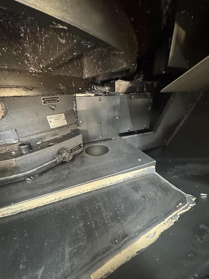 Used AXA VPC 45 U Portal-Bearbeitungszentrum