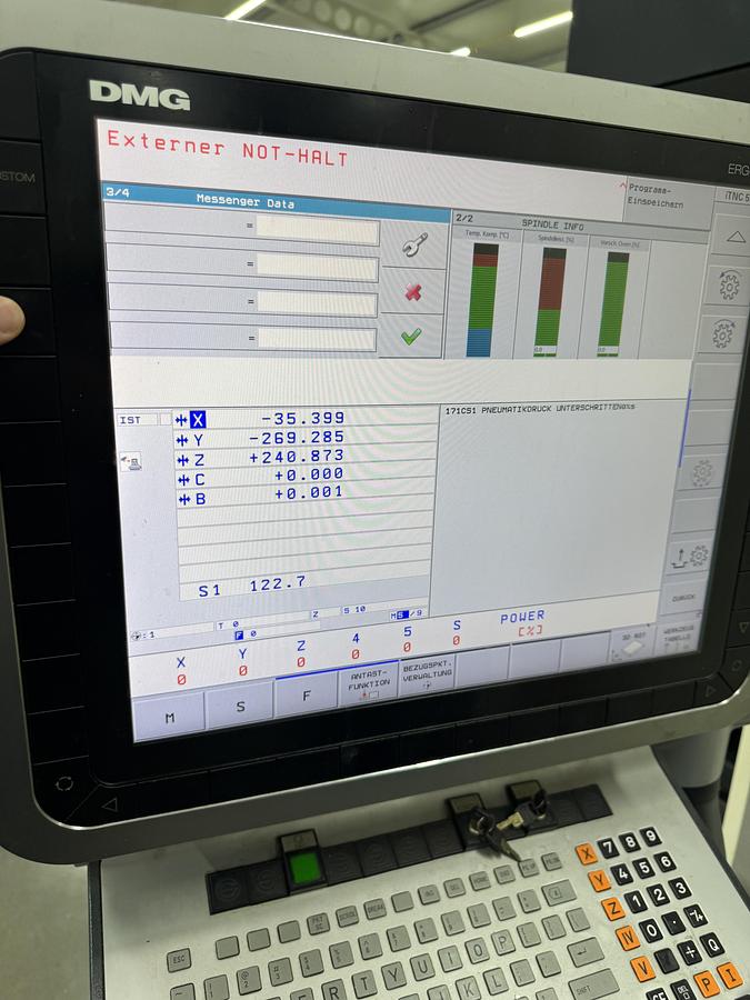 Used DMG MORI 60 eVo inklusive Automation DMG PH 150-8