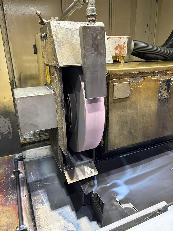 Used CNC Rundschleifmaschine Geibel & Hotz Baujahr 2012 Modell RS 2000 CM DS