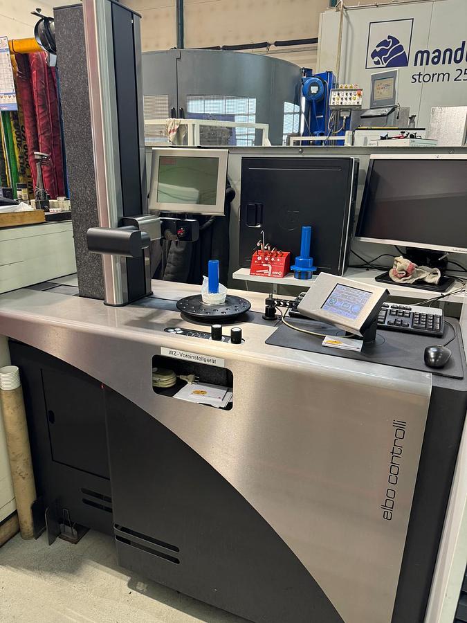 Used 4-ACHSEN BAZ MANDELLI STORM 2500 BJ. 2007